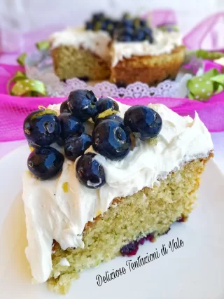 torta mirtilli e zucchine