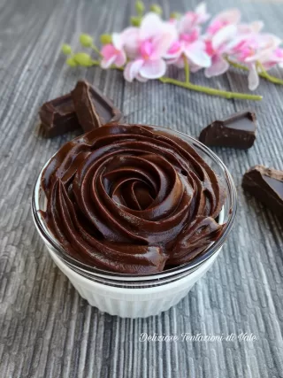 ganache al cioccolato fondente (2)