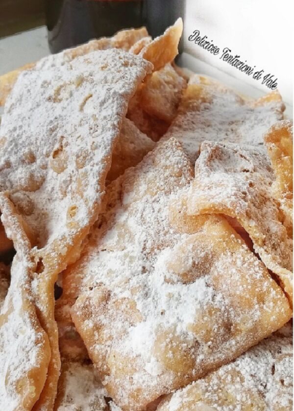 chiacchiere profumate alla strega