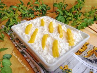 clafoutis al cocco con curd al mango