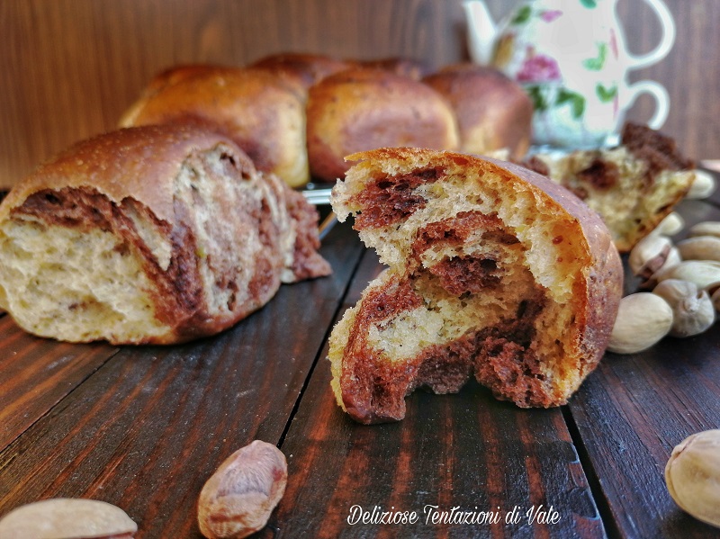 brioche marmorizzate pistacchio e cacao