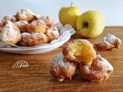 frittelle mele e ricotta