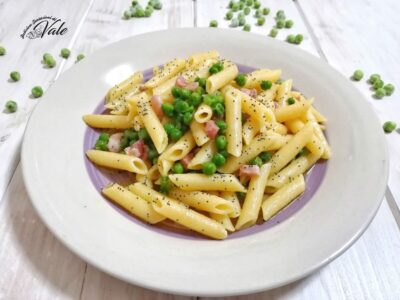 Pasta con Piselli e Pancetta