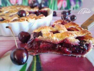 Crostata di Ciliegie Fresche