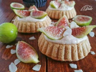 Crostatine ai Fichi e Mandorle