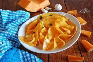 Zucca Marinata a Crudo con aceto