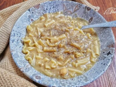 Pasta con Ceci e Patate
