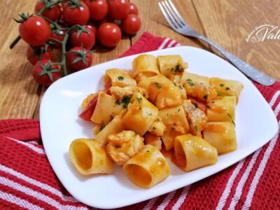 Paccheri con Sugo di Rana Pescatrice
