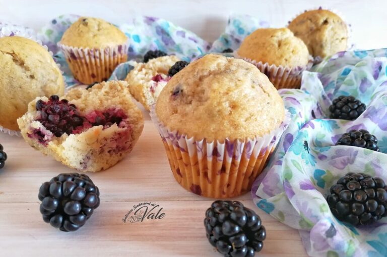 MUFFIN ALLE MORE con yogurt e senza burro, sofficissimi e super golosi