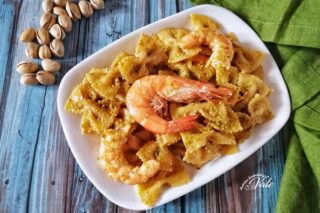 Farfalle con Gamberi e Pesto di Pistacchi