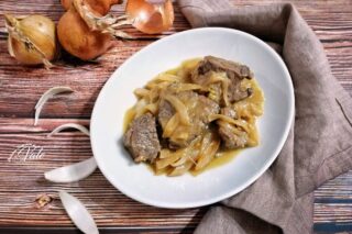 Spezzatino con le Cipolle