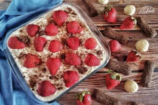 Tiramisรน al Cioccolato Bianco