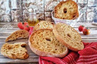 Friselle Fatte in Casa