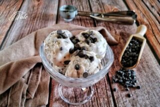 Gelato alla Stracciatella