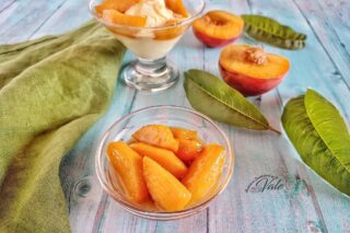 Pesche Caramellate