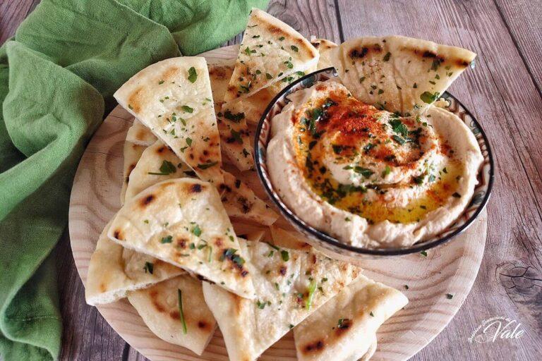 HUMMUS DI CECI la salsa di ceci ottima per aperitivi e antipasti